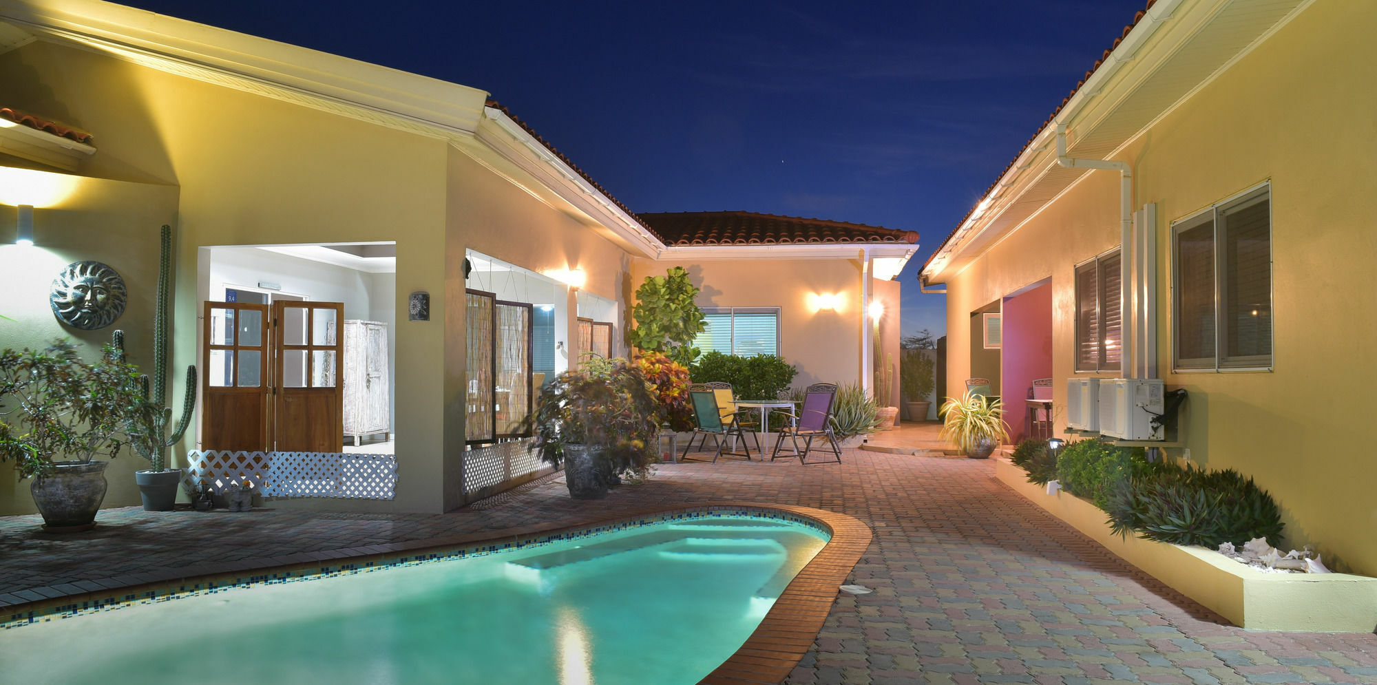 Little Paradise Aruba Vacation Apartments Palm Beach Exterior photo
