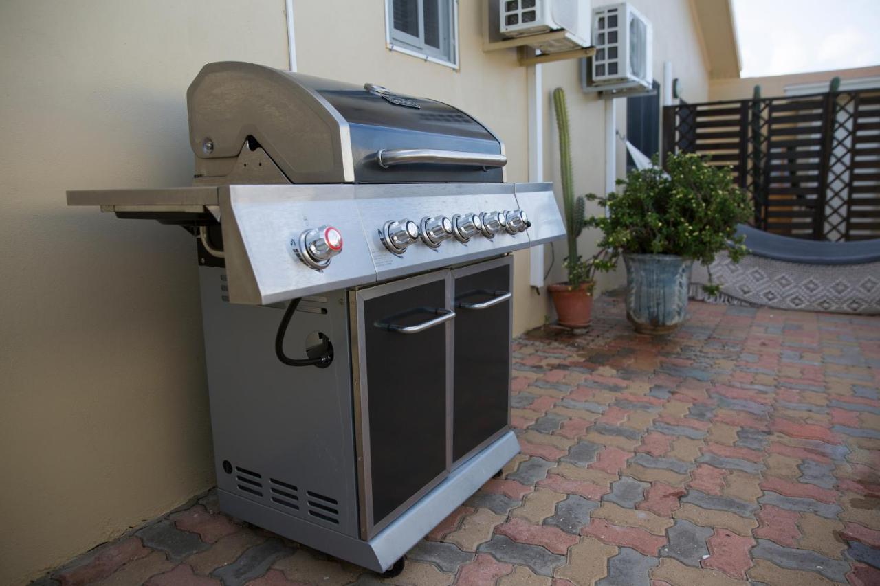 Little Paradise Aruba Vacation Apartments Palm Beach Exterior photo